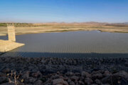 آب ذخیره پشت هر سه سد استان سمنان امسال کاهش یافت 