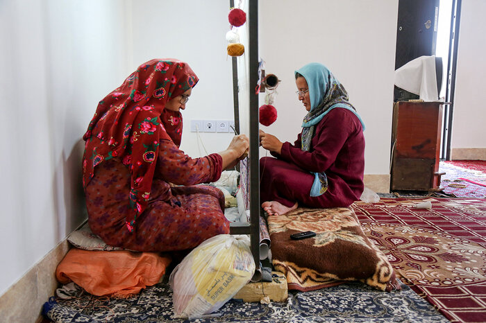 گره مشکلات بر دار فرش دستباف خراسانشمالی