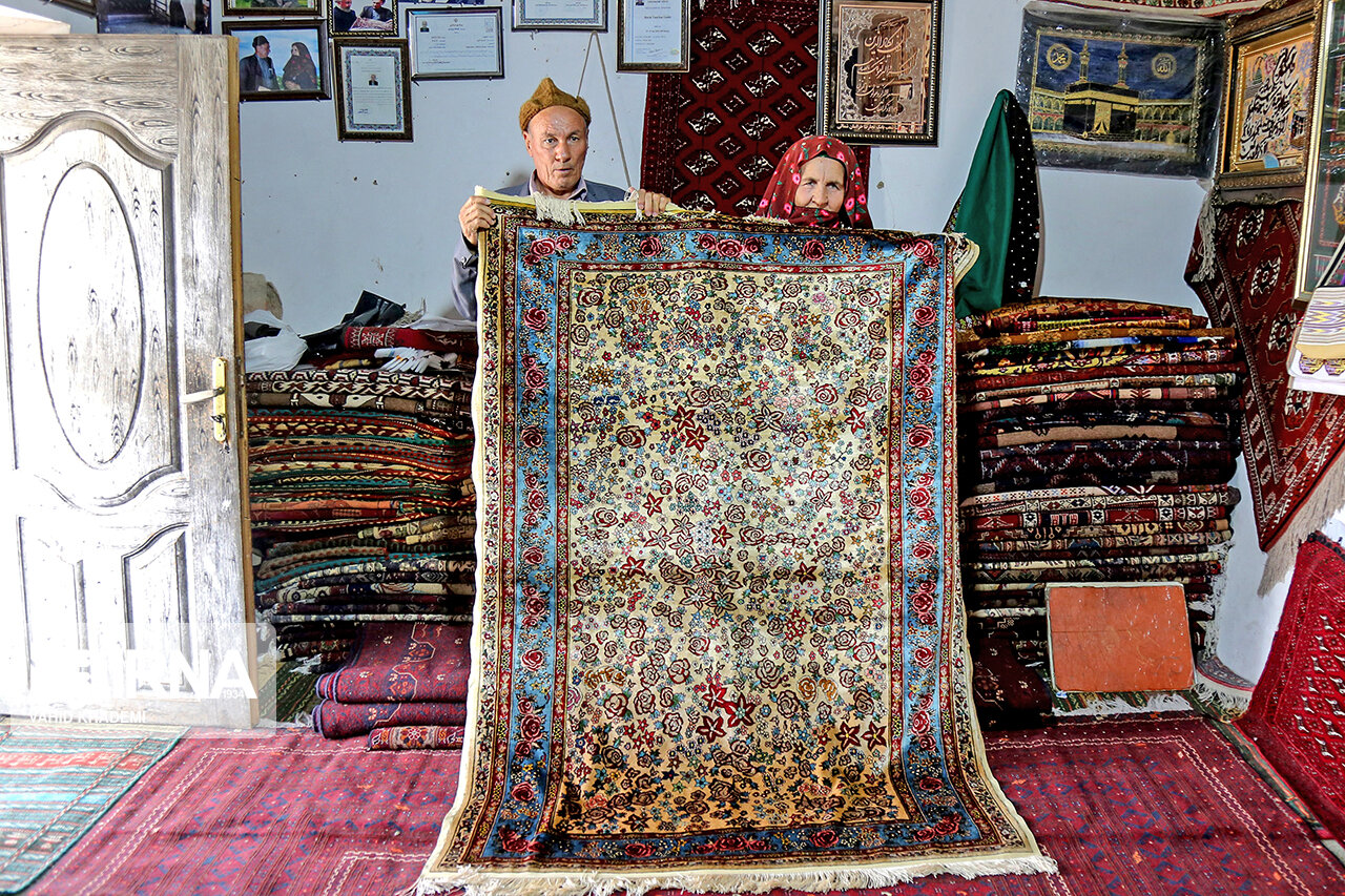 فرش دوروی ترکمن خراسان‌شمالی برای ثبت جهانی پیشنهاد شد