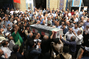 Funeral por la madre japonesa “Saba Babei” en Teherán