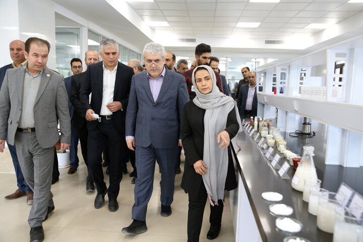 حوزه علم و فناوری طی یکسال اخیر؛ فروش 300 هزار میلیاردی و اشتغال 350 هزار نفری 3