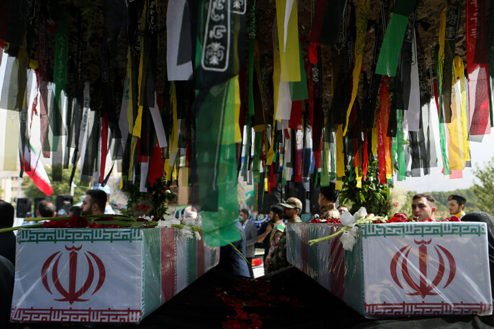 از تشییع شهدای گمنام تا اجرای مراسم تعزیهخوانی و بازسازی واقعه عاشورا