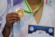 کاراته کاهای قشم در مسابقات قهرمانی کشور ۱۳ مدال کسب کردند