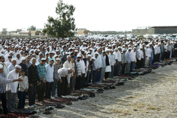 ایرانی بندرگاه ترکمن میں نماز عیدالاضحی کی ادائیگی