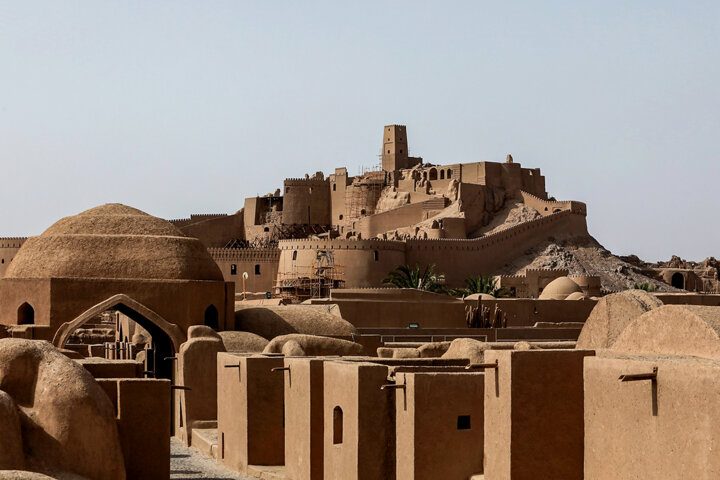 تاریخِ کرمان؛ ناگفتههایی از آنسوی خشتها