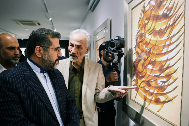 وزیر فرهنگ: سه هنرمند رایزن فرهنگی میشوند/ افتتاح موزه هنرهای معاصر همدان و مشهد تا سال آینده