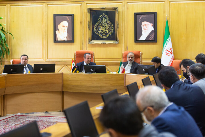 وحیدی: آماده همکاری با سوریه در شکایت از اقدامات ضد محیطزیستی قدرتهای مداخلهگر هستیم