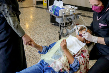 Iran: offre de services dentaires envers les personnes défavorisées