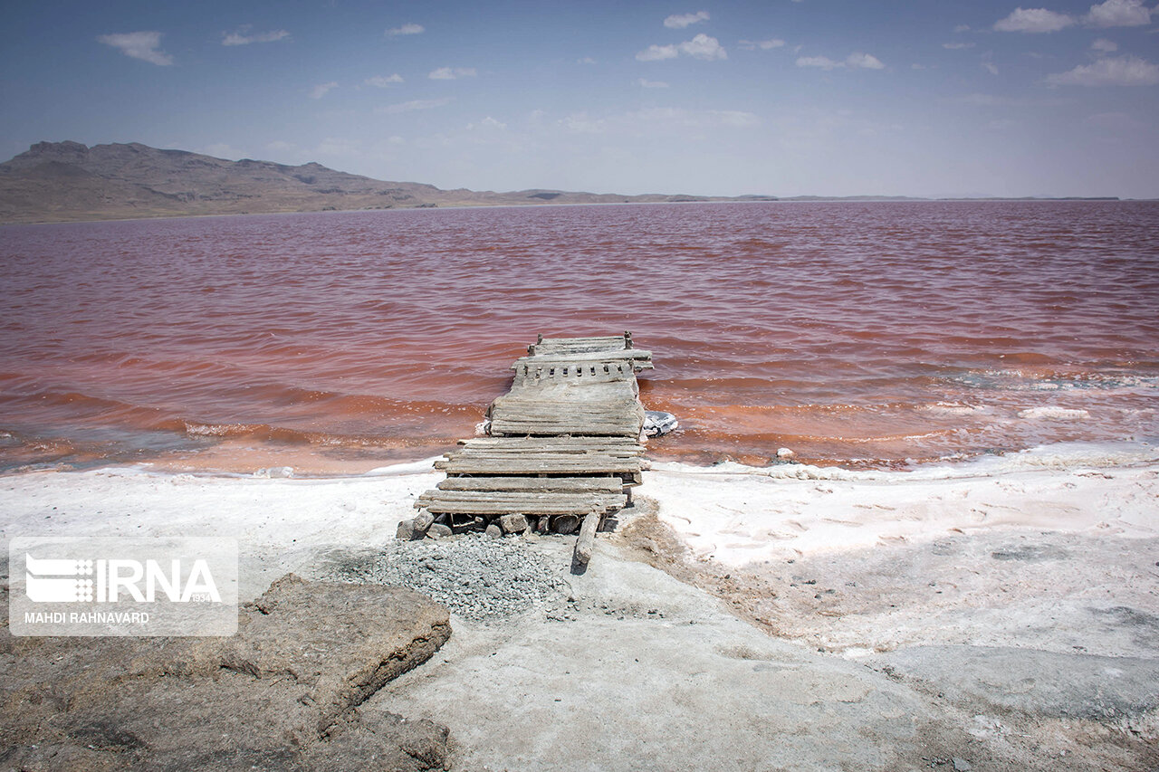 احیای دریاچه ارومیه نیازمند اقدامات اورژانسی است 