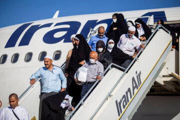 Hadj 2022 : en image des pèlerins iraniens de retour de la Terre-sainte 
