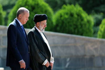 Türkiye Cumhurbaşkanı Erdoğan'ın İran'dai resmi karşılanma töreni