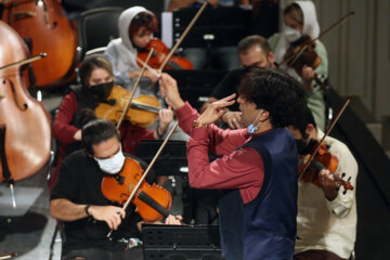«حامد گارسچی» رهبر مهمان ارکستر سمفونیک تهران 