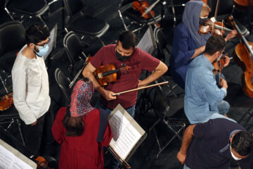 Répétition de l'Orchestre symphonique de Téhéran