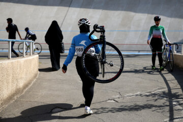 ایران میں خواتین کے سائیکلنگ مقابلوں کا انعقاد