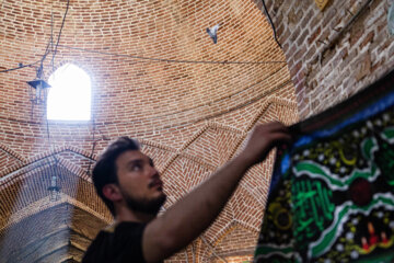 El histórico bazar de Tabriz se prepara para el comienzo de Muharram 