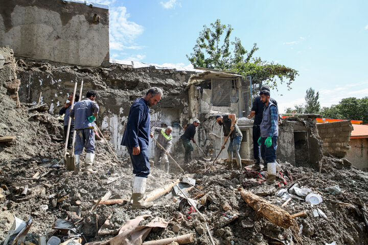 تابستان و ناگهان باران/ آیا بارشهای سیلآسای موسمی قابل پیش بینی است؟