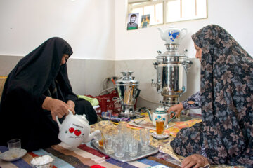 پخت نان نذری در روستای لاسجرد