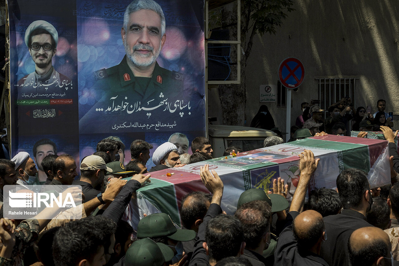 برنامههای وداع مردم فارس با سردار بیسر مدافع حرم اعلام شد برنامههای وداع مردم فارس با سردار بیسر مدافع حرم اعلام شد