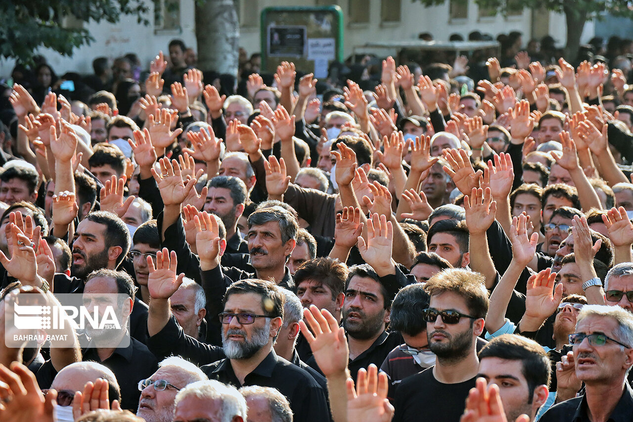 چشم انداز فعالیتهای حوزه هنری مبتنی بر روایتگری فرهنگ عاشورایی است