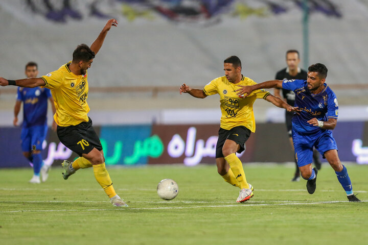 شرایط قهرمانی استقلال، سپاهان و پرسپولیس؛ «رو در رو» با جام