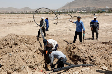 با گذشت پنج روز از زمان گل‌آلود شدن سرچشمه کوهرنگ (تأمین کننده ۶۰ درصد منبع اصلی آب شهرکرد و شهرهای اطراف) تلاش برای حل این مشکل ادامه دارد