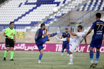 لیگ برتر فوتبال- ملوان بندرانزلی و استقلال