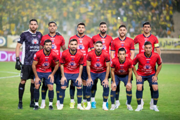 لیگ برتر فوتبال- سپاهان و نساجی