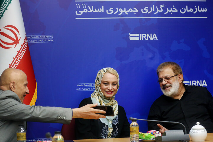 پرویز فلاحیپور: نگران قضاوت خبرنگاران بودم/ نویسنده «بینشان»: دوگانگی ممیزی تلویزیون اذیتم میکند