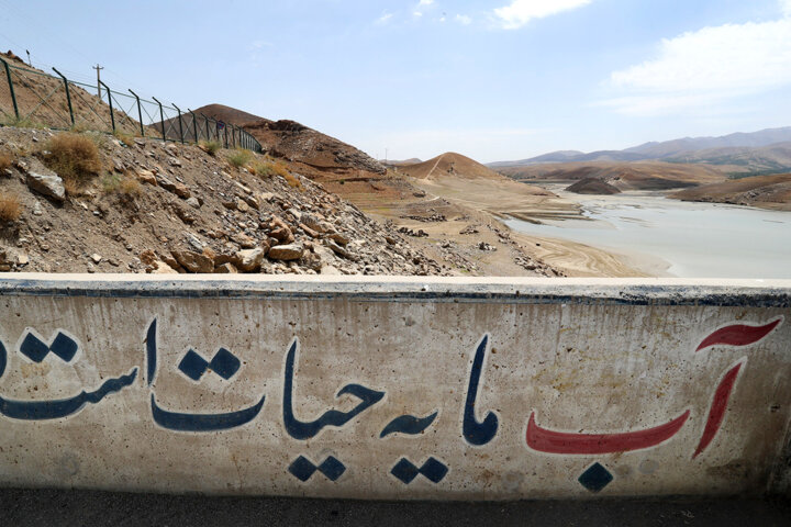 استاندار: استان سمنان با بحران و تنش آبی مواجه است 