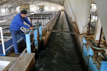 پساب تصفیه‌خانه فاضلاب مهدی‌آباد جایگزین آب مصرفی واحدهای صنعتی ایلام می‌شود