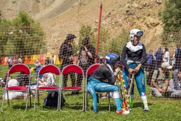 Iran : Coupe du monde de ski sur herbe à Dizin