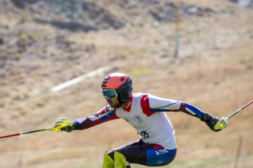 Iran : Coupe du monde de ski sur herbe à Dizin