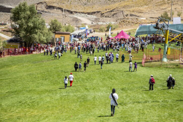 Iran : Coupe du monde de ski sur herbe à Dizin