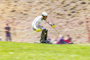 El Campeonato Mundial Juvenil de Esquí sobre hierba en la pista internacional de Dizin