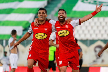 لیگ برتر فوتبال- آلومینیوم اراک و پرسپولیس