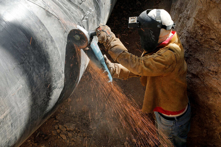 از پیشرفت عملیات لوله گذاری طرح آبرسانی همدان تا آخرین خبرها از وضعیت گذرگاههای مرزی با عراق