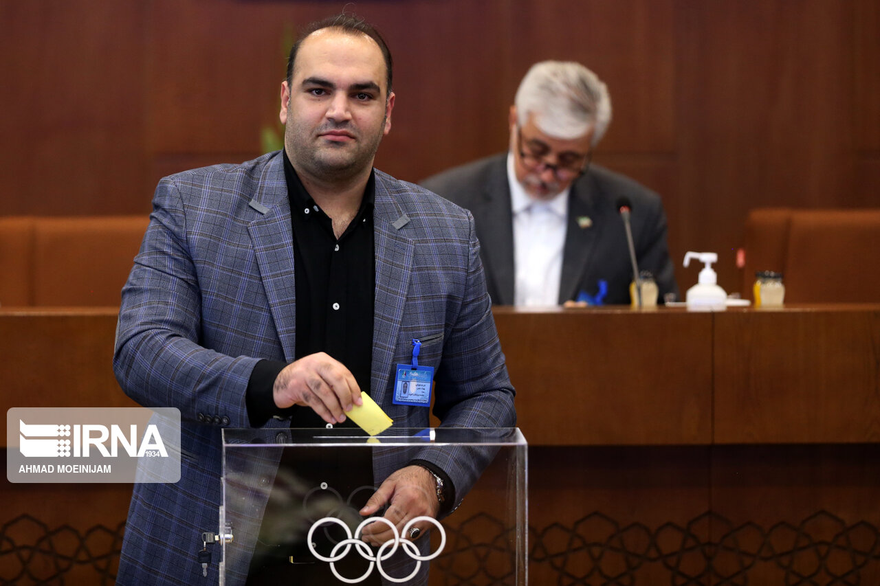Salimi, Irans Vertreter bei den Intl. Gewichtheberverband-Wahlen