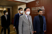 El embajador de China en Irán visita la sede central de IRNA

