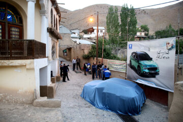 رونمایی از خودروی ریرا در زادگاه نیمایوشیج