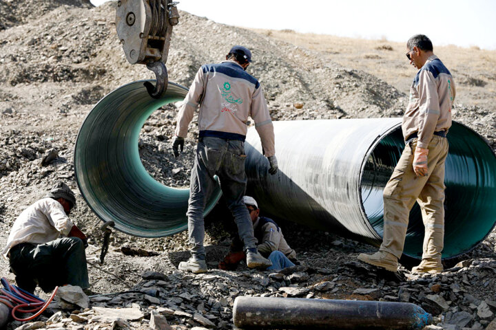 از پیشرفت عملیات لوله گذاری طرح آبرسانی همدان تا آخرین خبرها از وضعیت گذرگاههای مرزی با عراق