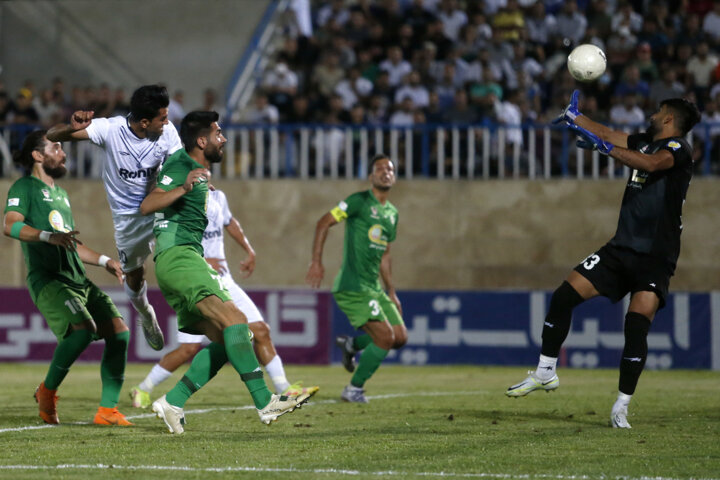 ملوان به دنبال ذوب فولاد