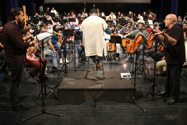 موسیقی-نمایش عاشورایی علمدار همه را زیر یک پرچم دعوت میکند