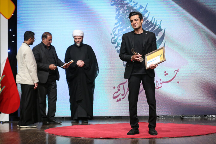 نخستین جشنواره جهانی شعر آیینی با معرفی برگزیدگان پایان یافت