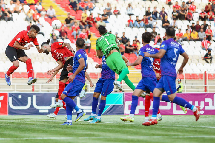 سایهروشنهای هفته چهارم لیگ برتر؛ خط دفاع بتُنی پرسپولیس در هفته تساویها