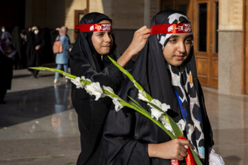 بدرقه خادمان و زائران اربعین