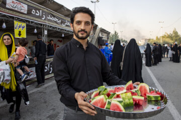 بدرقه خادمان و زائران اربعین