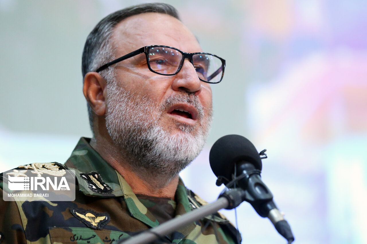فرمانده نیروی زمینی ارتش: هیچ نقطه‌ای از سرزمین‌های اشغالی از موشک‌های ایران در امان نیست