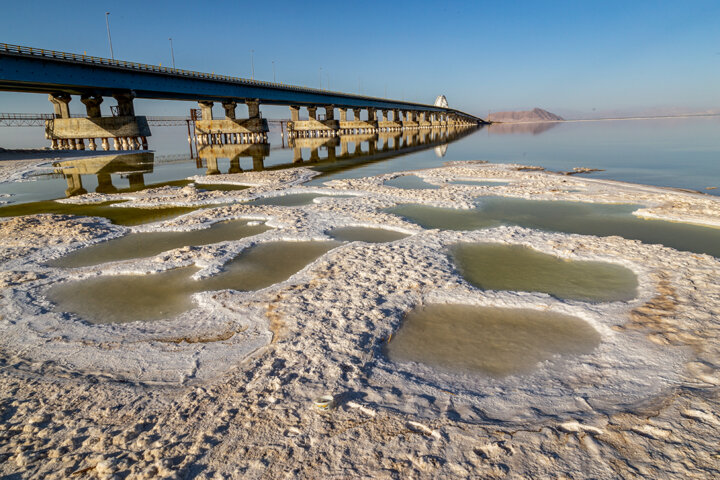 آیا آب‌های آتشفشانی دریاچه ارومیه را نجات می‌دهد/ مرطوب نگه داشتن سطح دریاچه تنها راه نجات