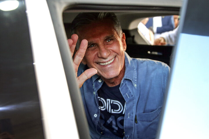 خصوصی سازی سرخآبیها/کسب طلا و برنز از مسابقات کشتی آزاد قهرمانی جهان