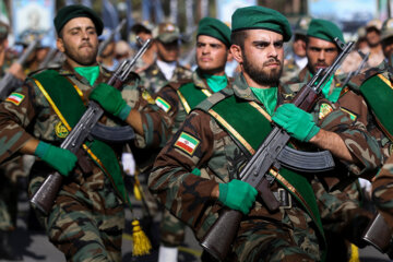 La cérémonie de clôture d'un stage de formation à l'université militaire de Téhéran